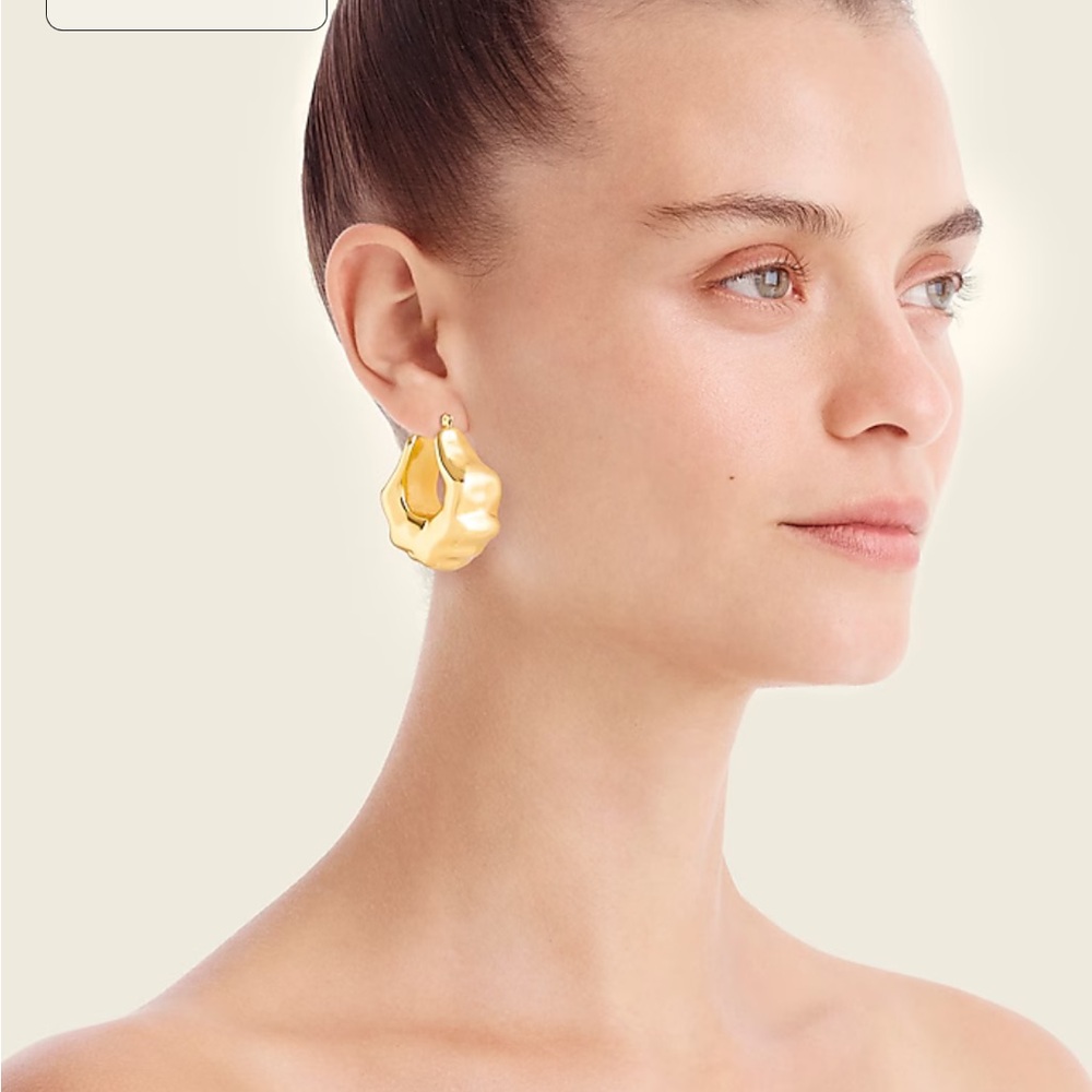 New Jcrew Lightweight sculpted hoop earrings